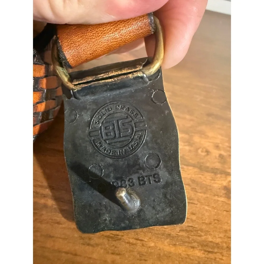 Vintage 1983 BTS Solid Brass Deer Buckle Basketweave Brown Leather Belt USA Made